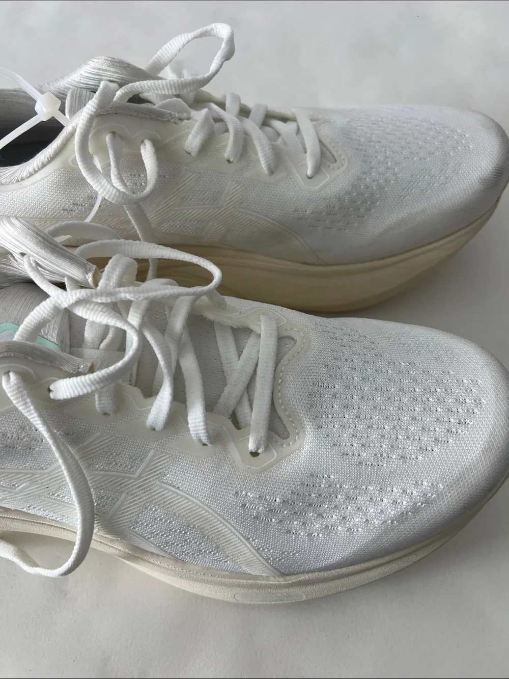 Asics Gel Kayano 30 White / White Running Shoes Men's 8.5